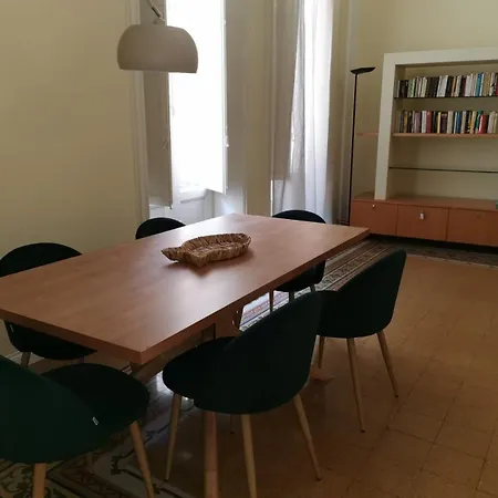 Le Di Giu Apartament *